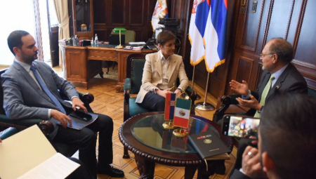 Brnabić sa ambasadorom Meksika u Srbiji Karlosom Feliksom Koronom