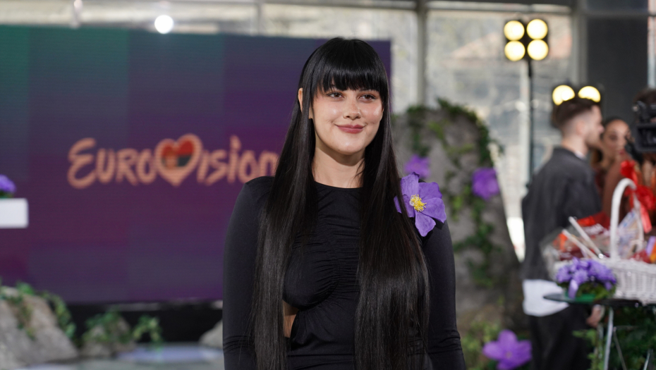 TEYA DORA ODUVALA OVOGODIŠNJEG FAVORITA Naša predstavnica za sobom ostavila konkurenciju, evo kakva je situacija posle prve probe!