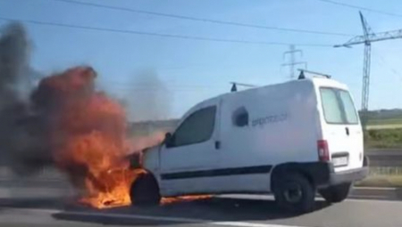 LOPOVI IZAZVALI OPŠTU OPASNOST NA AUTOPUTU BEOGRAD- NIŠ Neverovatno je da su se drznuli da ukradu...