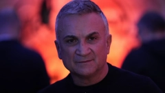 PRVA SLIKA SRĐANA ĐOKOVIĆA NAKON IZLASKA IZ BOLNICE Evo gde je i sa kim Novakov otac posle operacije (FOTO)