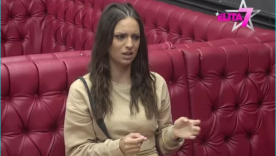 ČULO SE KAO DA ČEKIĆEM LUPA DASKE! Miona otkrila kakav je Ša u krevetu, Đedović je urnisao komentarom: Ti si manijak!