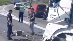 STRAVIČAN UDES KOD DOBANOVACA Sudarila se dva kamiona (VIDEO)