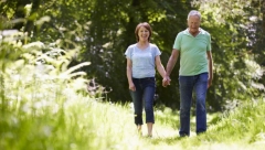 PAROVI KADA ŽELITE DA SE "POMIRITE" NAĐITE SEBI SOBU, NEMOJTE KOD NAS NA TRAVI: Hit objava policije u ovom mestu