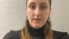 OVO JE LUDO! Devojka pokazala kakvu sobu imaju na poslu, ušla unutra i počela da VRIŠTI (VIDEO)