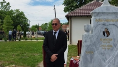OVO JE SIN BATE ŽIVOJINOVIĆA Ocu nije došao na sahranu: Možda bi duže živeo da je...