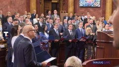 VARHELJI ČESTITAO VUČEVIĆU: Radujem se saradnji na pristupanju Srbije EU