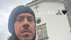 NIKOLA ROKVIĆ SE RANOM ZOROM OGLASIO NA VELIKI PETAK! Pevač imao snažnu poruku za sve: To je najveći greh u istoriji neba i zemlje!