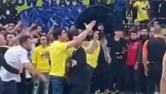 NEVIĐENI HAOS U ISTANBULU Navijači Fenerbahčea napali košarkaše Monaka (VIDEO)