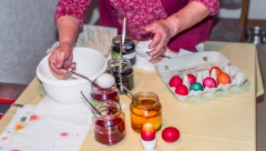 NA VELIKU SUBOTU SE MASTE JAJA Od čega sve štiti jaje ofarbano na današnji dan