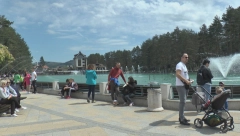 "ČARDAK NI NA NEBU NI NA ZEMLJI!" Ljudi gledaju zgradu na Zlatiboru i krste se: "Ovde mora da živi neka tatina princeza!" (FOTO)