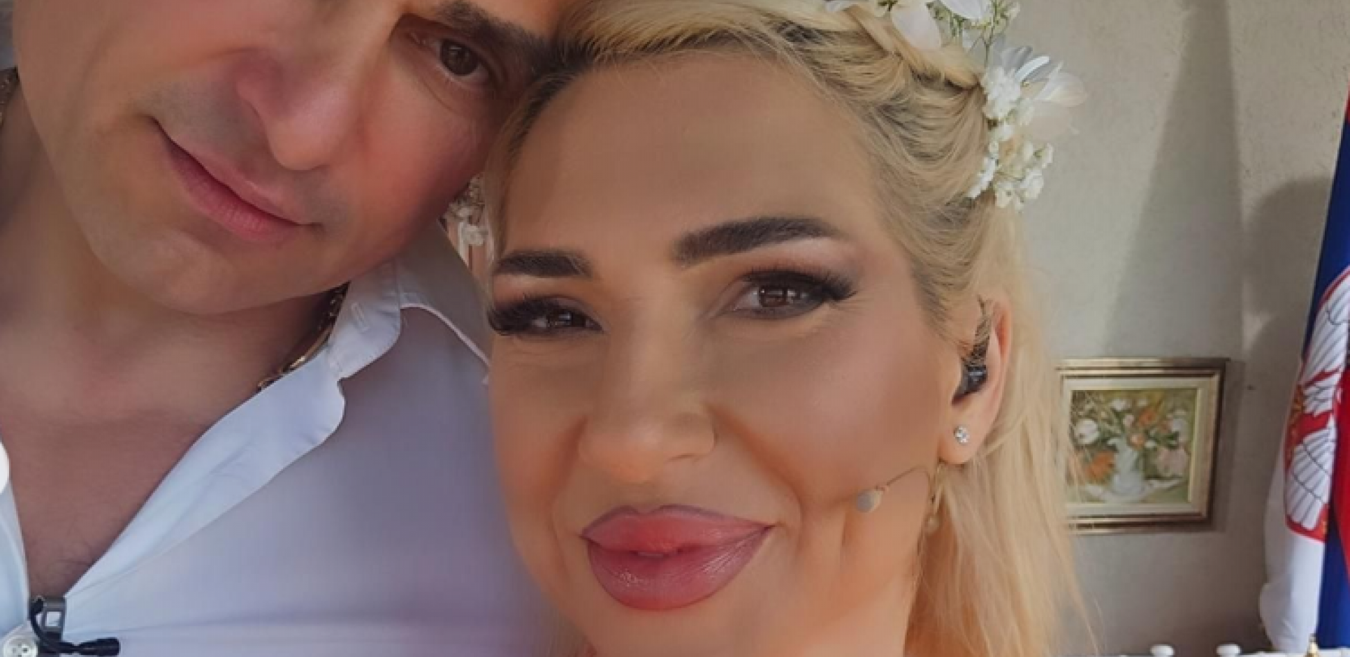 ZAVIRITE U JOVANINU VILU IZ KOJE VODI JUTARNJI Zlatna jaja i escajg, a za goste ima poseban poklon!