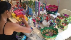 I U HOLIVUDU SE DANAS PROSLAVLJA USKRS Planetarne zvezde poštuju Pravoslavlje, među njima je i jedna od najbogatijih žena na svetu