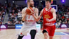 ŠTA JE SA PARTIZANOM? Dovodio se u vezu sa crno-belima, sada ga hoće Virtus i Armani