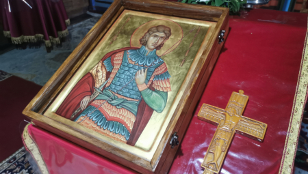 BEZDUŠNI LOPOV Mladić (21) ušao u Crkvu Sveti Arhangel Gavrilo, pa sa ikona krao novac