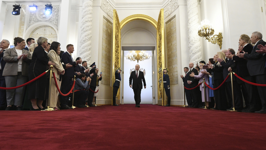PUTIN OTKRIO SKANDALOZNU ISTINU SA ČIM SE BORI U KREMLJU: Ruska elita na ivici propasti zbog tajnih veza sa Zapadom!