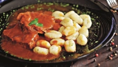 DALMATINSKA PAŠTICADA Gurmanski specijalitet za one izbirljive, po tradicionalnom receptu