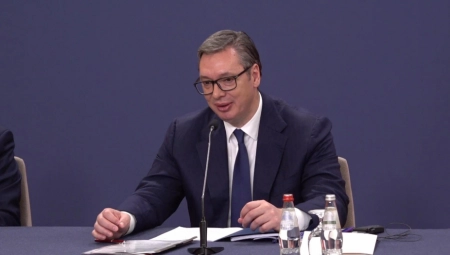 VUČIĆ SUTRA SA VARHELJIJEM Sastanak u 17 časova