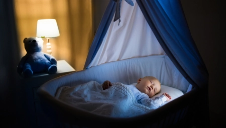ČULA JE BEBU KAKO PLAČE, PA UTRČALA U SOBU Ono što se zatim dogodilo uteralo joj je strah u kosti!