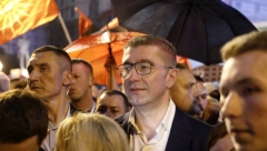 DA LI ĆE SKOPLJE POVUĆI PRIZNANJE KOSOVA? Šta Srbiji donosi promena vlasti u Severnoj Makedoniji?