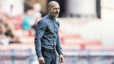 STIDI SE SRPKOG POREKLA, DVA PUTA MENJAO PREZIME "Zvezdaši" se dobro sećaju "bivšeg Srbina", a sada je oteran iz Bugarske (VIDEO)