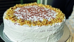 SLOBODANOVA ŠVALER TORTA OSVAJA NA PRVI ZALOGAJ Jaka i kalorična poslastica za sve sladokusce