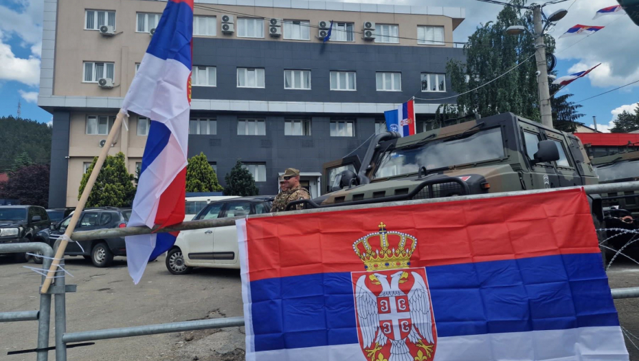 SKANDALOZNO PONAŠANJE LAŽNE DRŽAVE Kurtiju ne smeta kokain u Leposaviću, ali mu zato smeta SRPSKA TROBOJKA