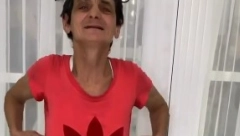 ŽIVELA JE NA ULICI PREKRIVENA PRLJAVŠTINOM Od njene transformacije ćete zanemeti, pogledajte kako sada izgleda (FOTO)