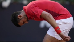 JAVIO SE ĐOKOVIĆEV TRENER Novakova povreda teža nego što se mislilo? (FOTO)