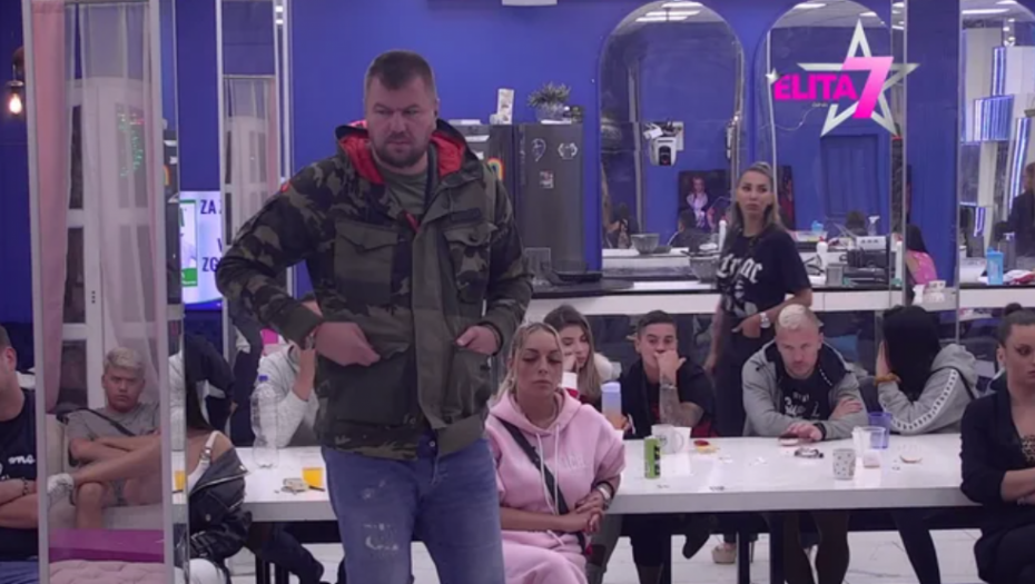 ASMIN NAPRAVIO RAZDOR IZMEĐU ANELI I JANJUŠA Učesnici saznali da je bio u Šimanovcima, zbog Aneline reakcije svi šokirani!