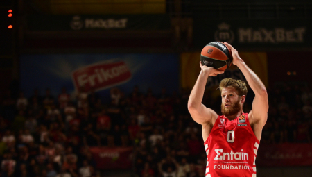 DODELJENA JOŠ JEDNA NAGRADA Saigrač Milutinova i Petruševa najbolji defanzivac Evrolige