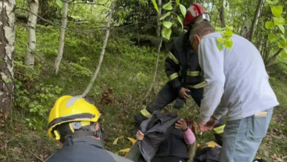 KAMERA SNIMILA DRAMU KOD PIROTA Spaosioci stigli u kritičnom trenutku (FOTO)