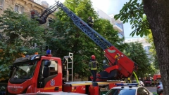 STRAŠNI PRIZORI POŽARA KOD HALE "PIONIR"! Crni dim kulja na sve strane - vatrogasci na licu mesta! (VIDEO)