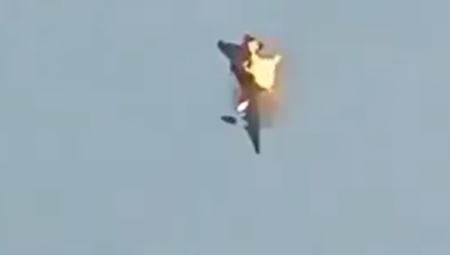 AVION PAO U DVORIŠTE KUĆE Četiri osobe povređene (VIDEO)
