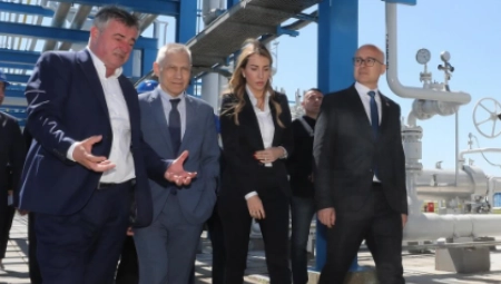 NASTAVAK PROJEKTA I SARADNJE! Premijer Vučević u Banatskom Dvoru: Energetska bezbednost naših građana prioritetni je zadatak naše vlade