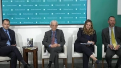 UJEDINILI SE RATNI HUŠKAČ I "MALA MEDLIN OLBRAJT" Otišli u Ameriku da pljuju po Vučiću, na tome mlate SILNU LOVU