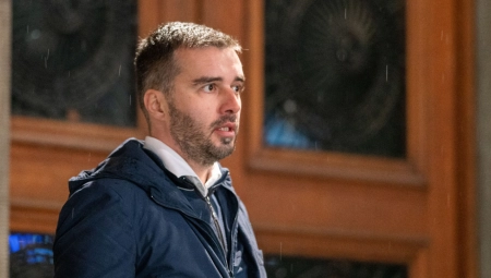 MANOJLOVIĆ GUBI TLO POD NOGAMA Ostao bez podrške ostatka opozicije, neće sa njim u isti koš!