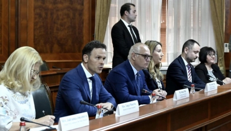 SINIŠA MALI: Posvećeni smo reformama, bez ugrožavanja investicionog ciklusa koji smo započeli