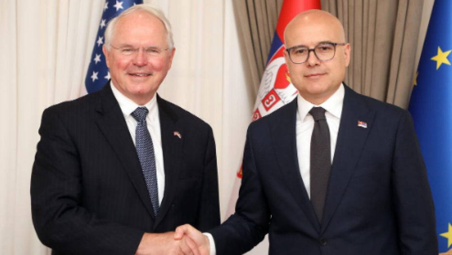 PREMIJER VUČEVIĆ SE SASTAO SA HILOM: Razgovarali su o saradnji dveju zemalja i borbi Srbije za građane na Kosovu i Metohiji