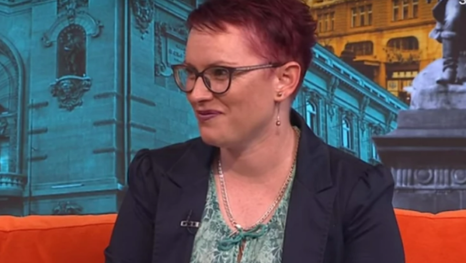 DETINJSTVO PROVELA U OČEVOJ RADIONICI Ona je jedina ŽENA u Srbiji koja se bavi OVIM poslom