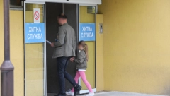 DEVOJČICA KOJA JE IŠETALA IZ KLINIKE "TIRŠOVA" PRONAĐENA! Ponovno smeštena u ovu ustanovu