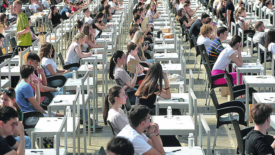 SVA BUDŽETSKA MESTA POPUNJENA VEĆ U PRVOM KRUGU? Oglasio se rektor Univerziteta u Beogradu!