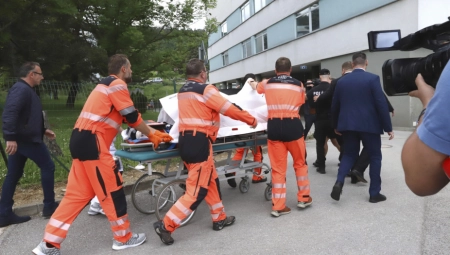 POLICIJA IDENTIFIKOVALA NAPADAČA NA PREMIJERA Krupnije je građe, na sebi ima košulju (FOTO)