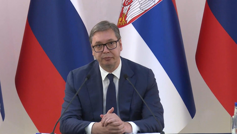 I BOŠNJACI MORALI DA PRIZNAJU "Vučić uspeo u namerama, Priština zaustavljena na korak od prijema"