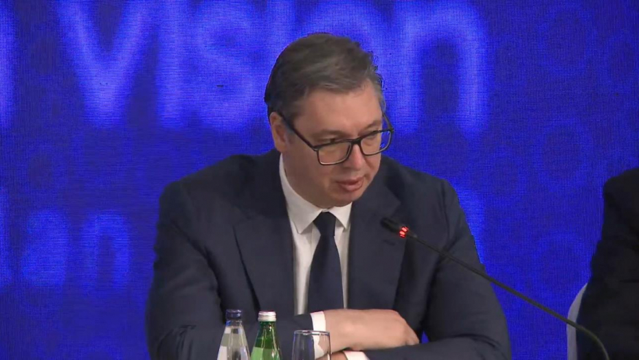 NIKO OD NAS NEĆE BITI DEO EVROPSKE UNIJE PRE UKRAJINE Vučić iz Kotora otkrio koliko ćemo još čekati