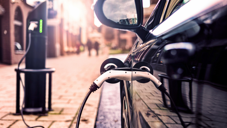 ALCS ODRŽALA PANEL DISKUSIJU O ELEKTRO-MOBILNOSTI