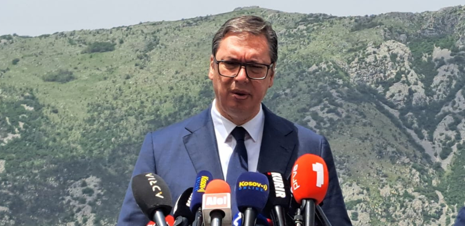 VUČIĆ SE OGLASIO VIDEO-PORUKOM Njegove reči odjeknule su celom Srbijom (VIDEO)