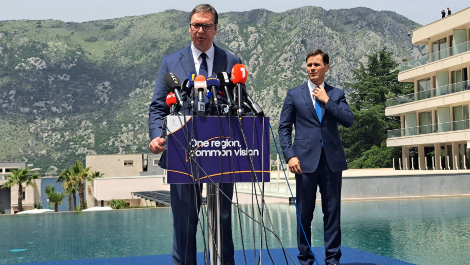 NOVE BEZOČNE LAŽI OPOZICIONIH MEDIJA U pozadini OVOGA im je strah da će Vučić da ogoli sav besmisao njihove rezolucije