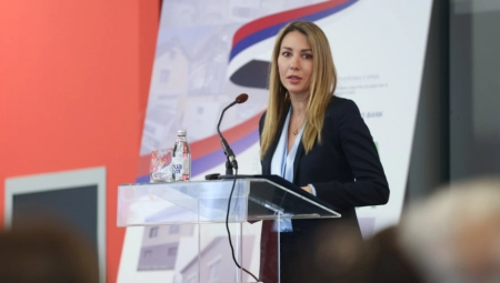 ĐEDOVIĆ HANDANOVIĆ: Država pomaže Novosađanima i građanima u još 136 gradova i opština da energetski saniraju svoja domaćinstva