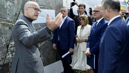 Vučević i Vesić obišli radove na dva nova mosta u Novom Sadu