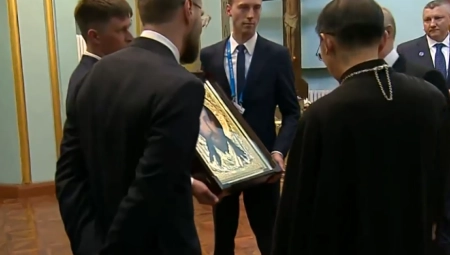 PUTINOV GEST U KINI IZNENADIO SVE Pravoslavna crkva u Harbinu dobila je poseban poklon (VIDEO)